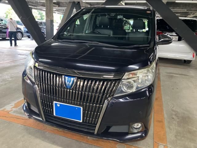 Mazda Bongo front view