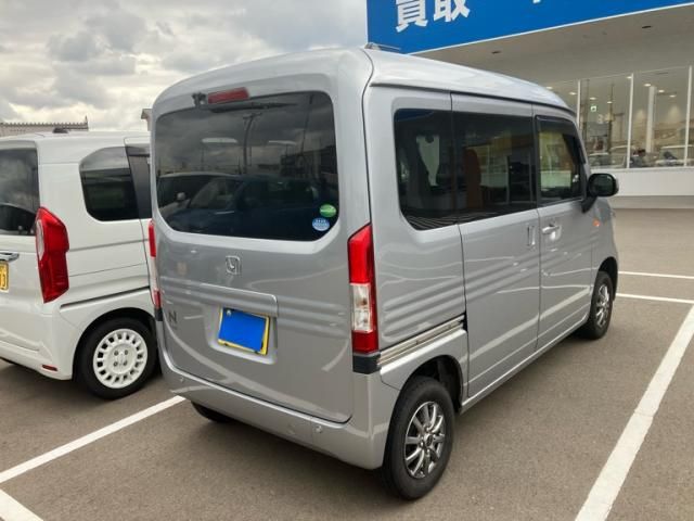 Mazda Bongo rear view