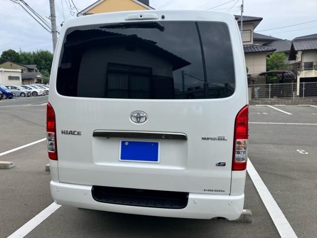 Mazda Bongo rear view