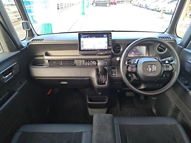 Mazda Bongo rear view