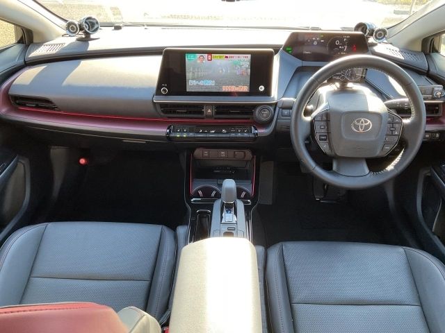 Mazda Bongo front view