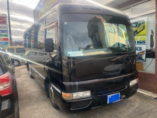 Mazda Bongo front view