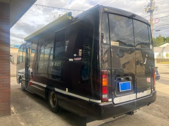 Mazda Bongo rear view