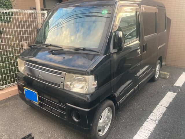 Mazda Bongo front view