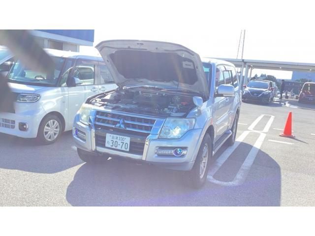 Mazda Bongo front view