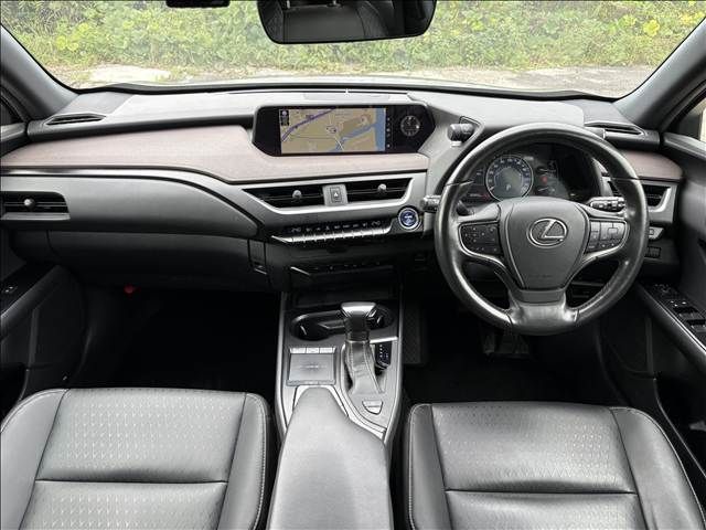 Mazda Bongo front view
