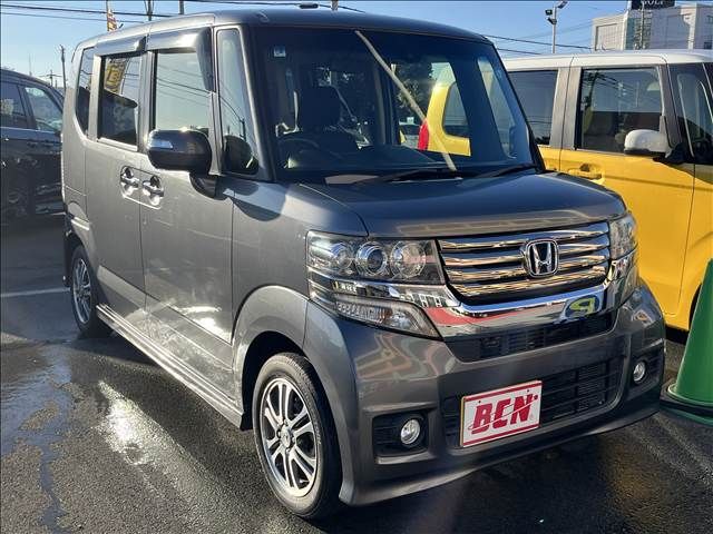 Mazda Bongo rear view