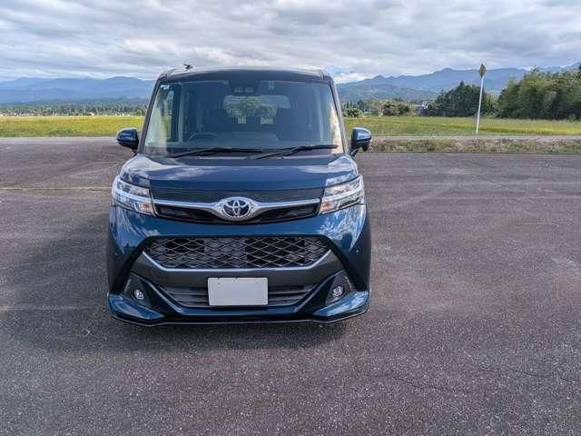 Mazda Bongo front view