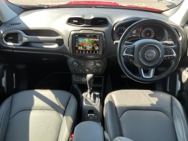 Mazda Bongo front view