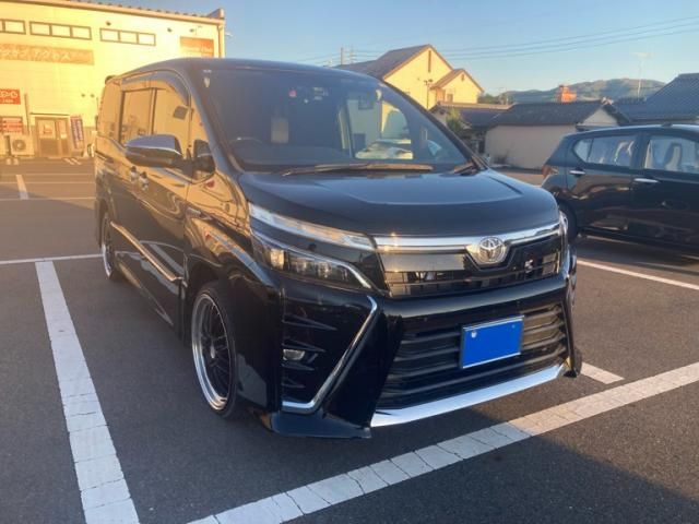 2011 Mazda Bongo Van