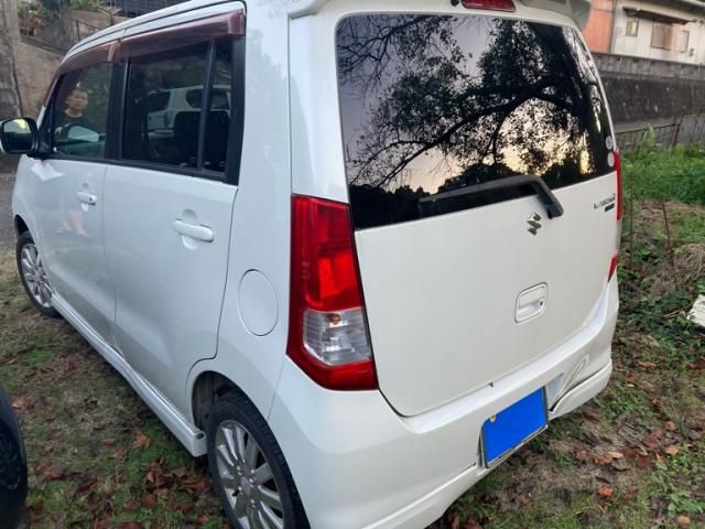 Mazda Bongo rear view