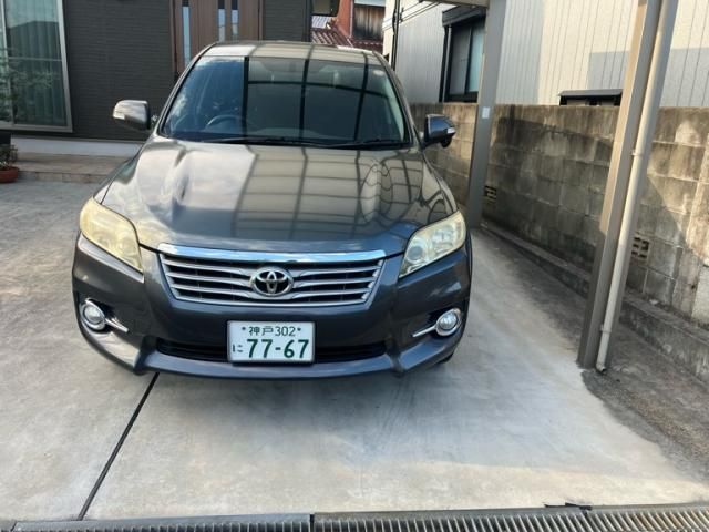 Mazda Bongo front view