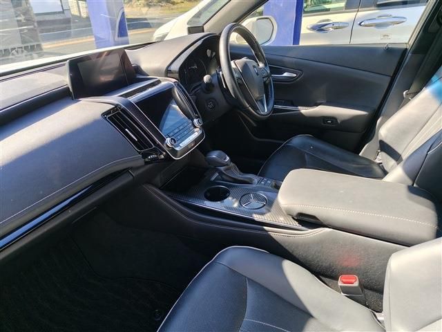 Mazda Bongo front view