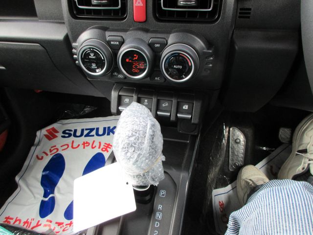 Mazda Bongo rear view