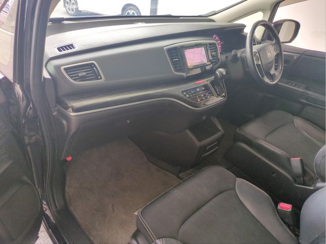 Mazda Bongo rear view