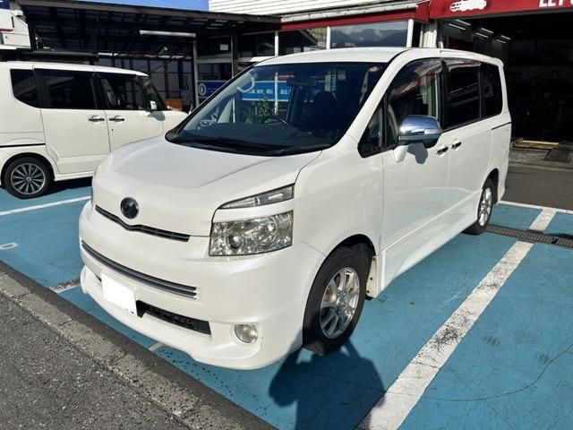 2011 Mazda Bongo Van