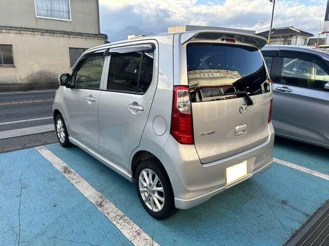 Mazda Bongo rear view