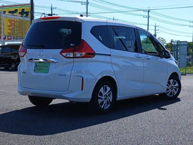Mazda Bongo front view