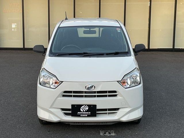 Mazda Bongo front view