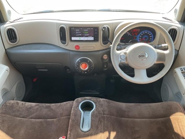 Mazda Bongo front view