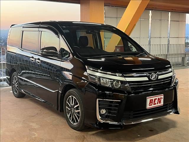Mazda Bongo front view