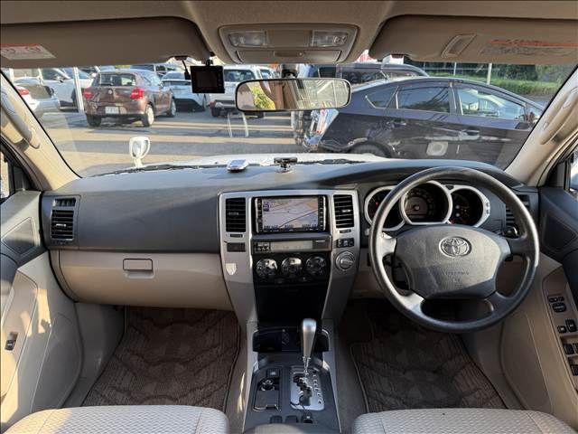 Mazda Bongo front view