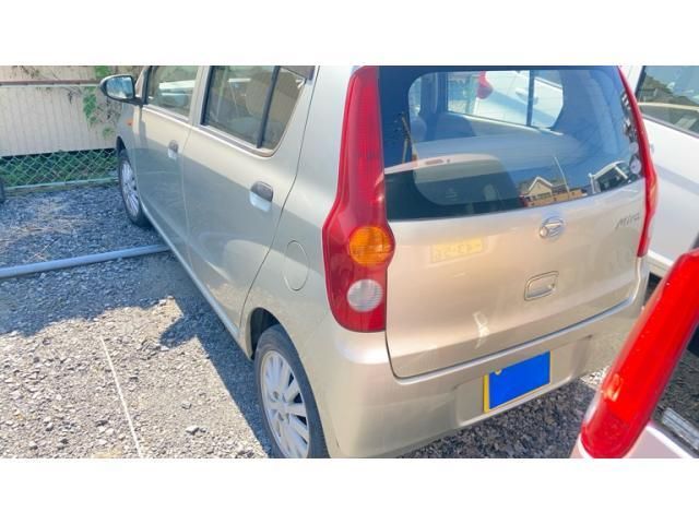 Mazda Bongo front view