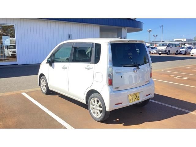 Mazda Bongo front view