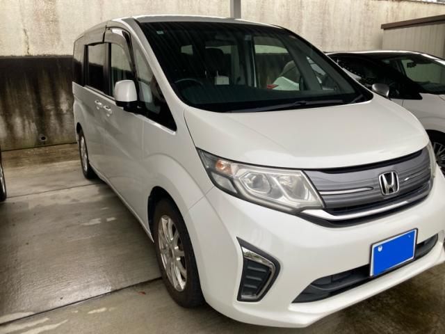 Mazda Bongo rear view