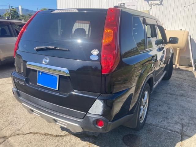 Mazda Bongo rear view