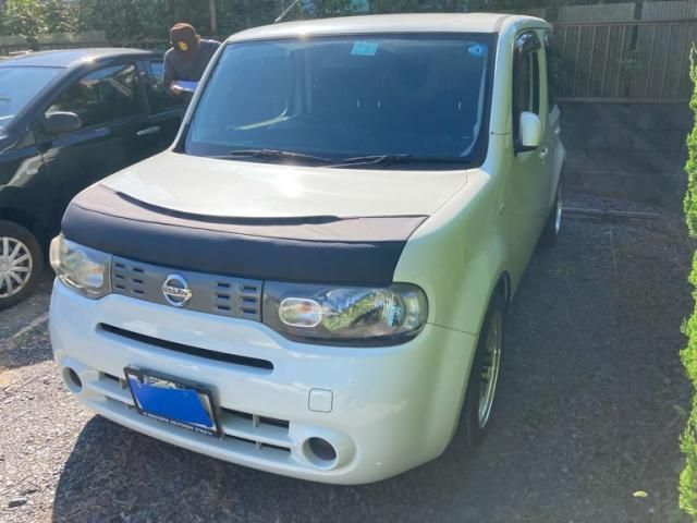 Mazda Bongo rear view