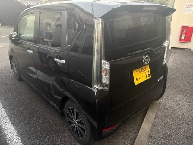 Mazda Bongo front view