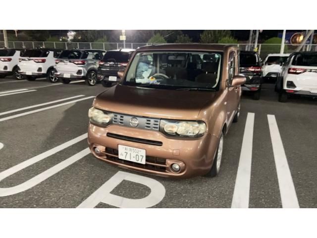 Mazda Bongo front view