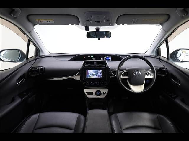 Mazda Bongo rear view