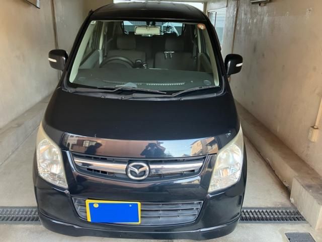 Mazda Bongo front view