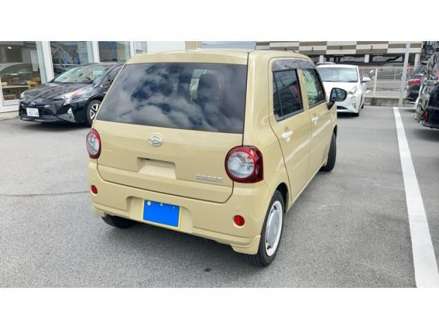Mazda Bongo rear view