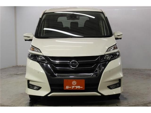 Mazda Bongo front view