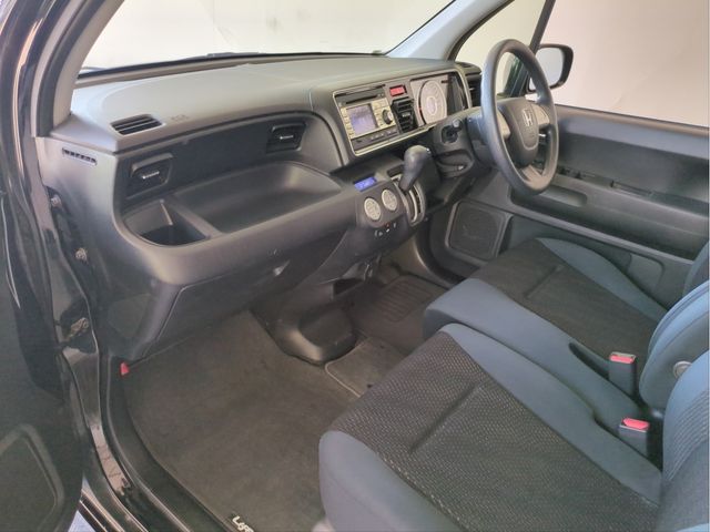 Mazda Bongo rear view