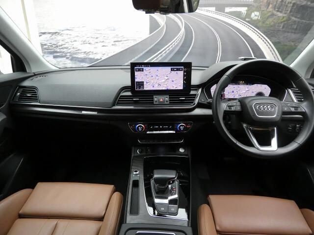Mazda Bongo front view