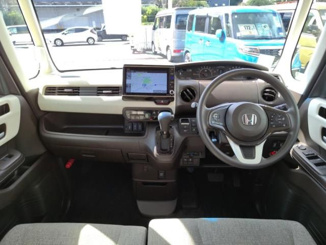 Mazda Bongo rear view