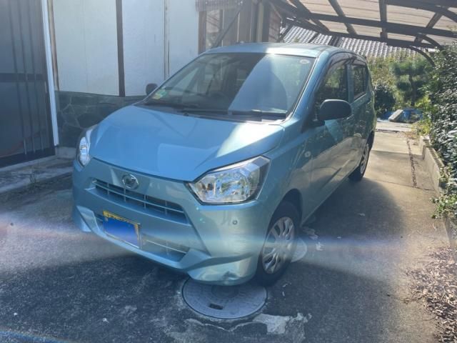 Mazda Bongo front view