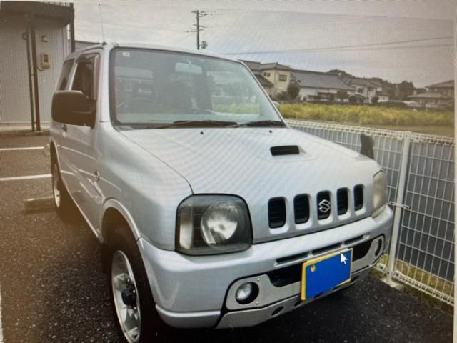 Mazda Bongo front view