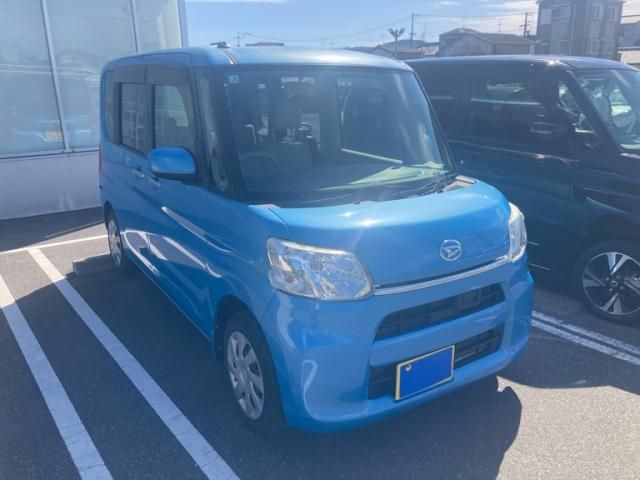 Mazda Bongo front view