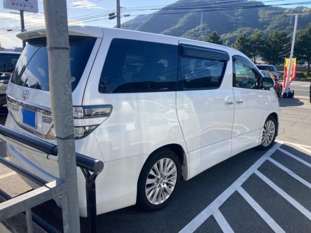 Mazda Bongo rear view