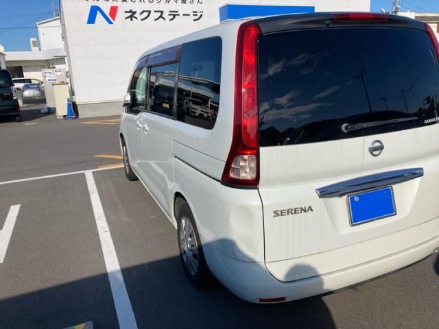 Mazda Bongo rear view