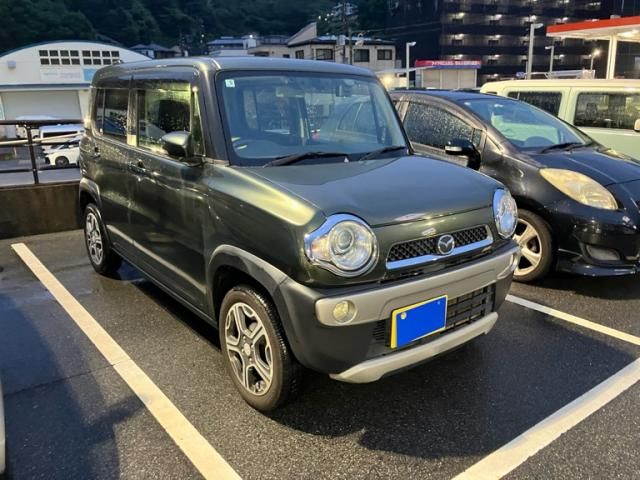 Mazda Bongo front view