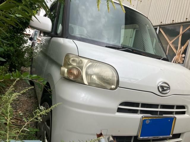 Mazda Bongo front view