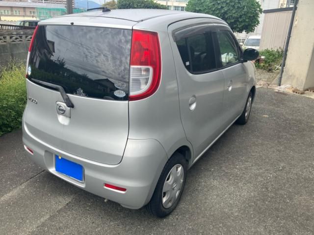 Mazda Bongo rear view