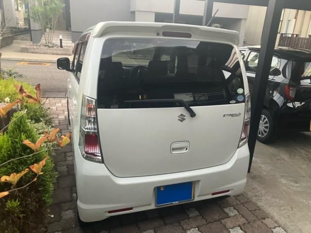Mazda Bongo rear view