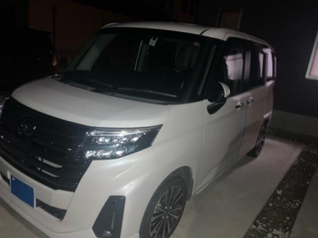 Mazda Bongo front view